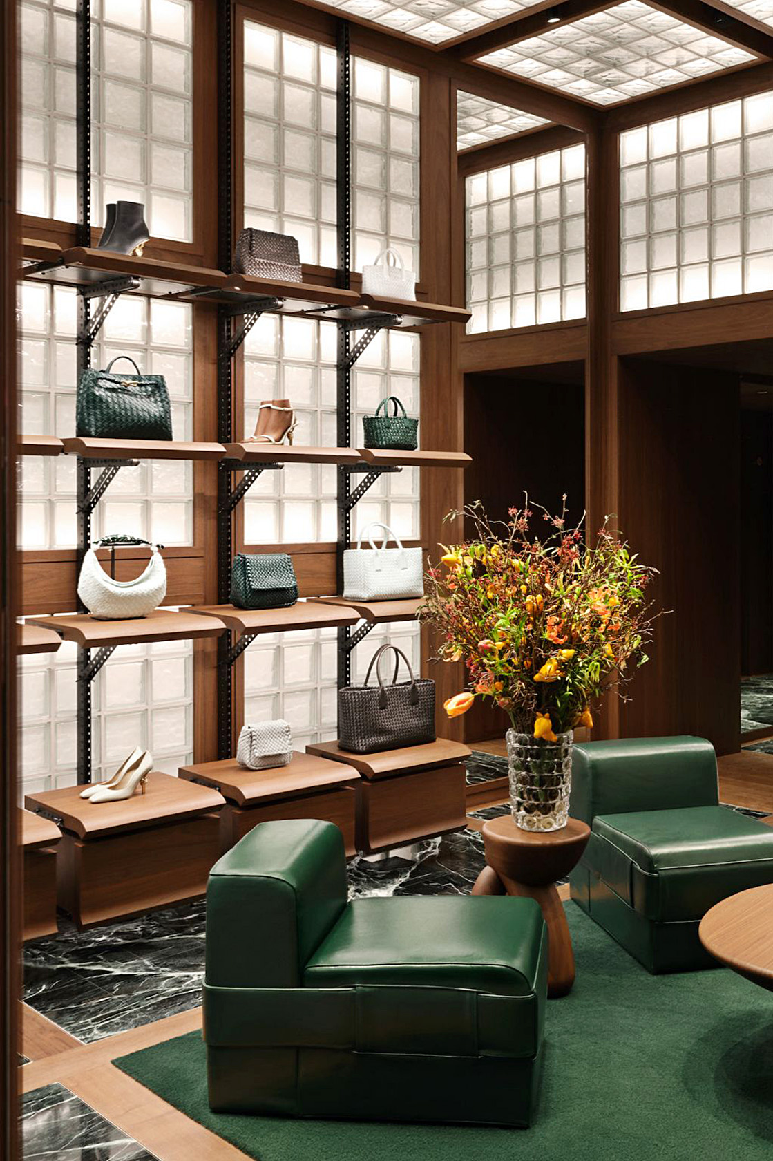 Bottega Veneta Milano Galleria - 2
