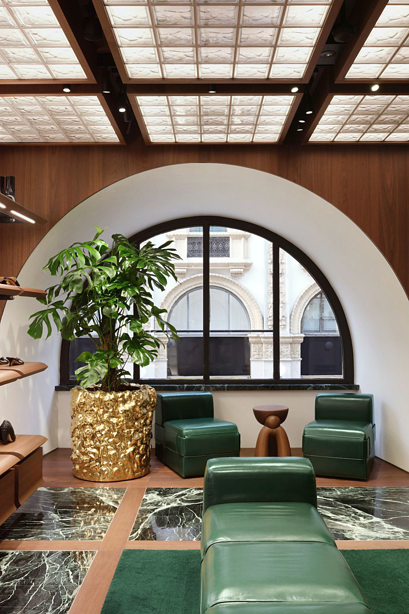 Bottega Veneta Milano Galleria - 3