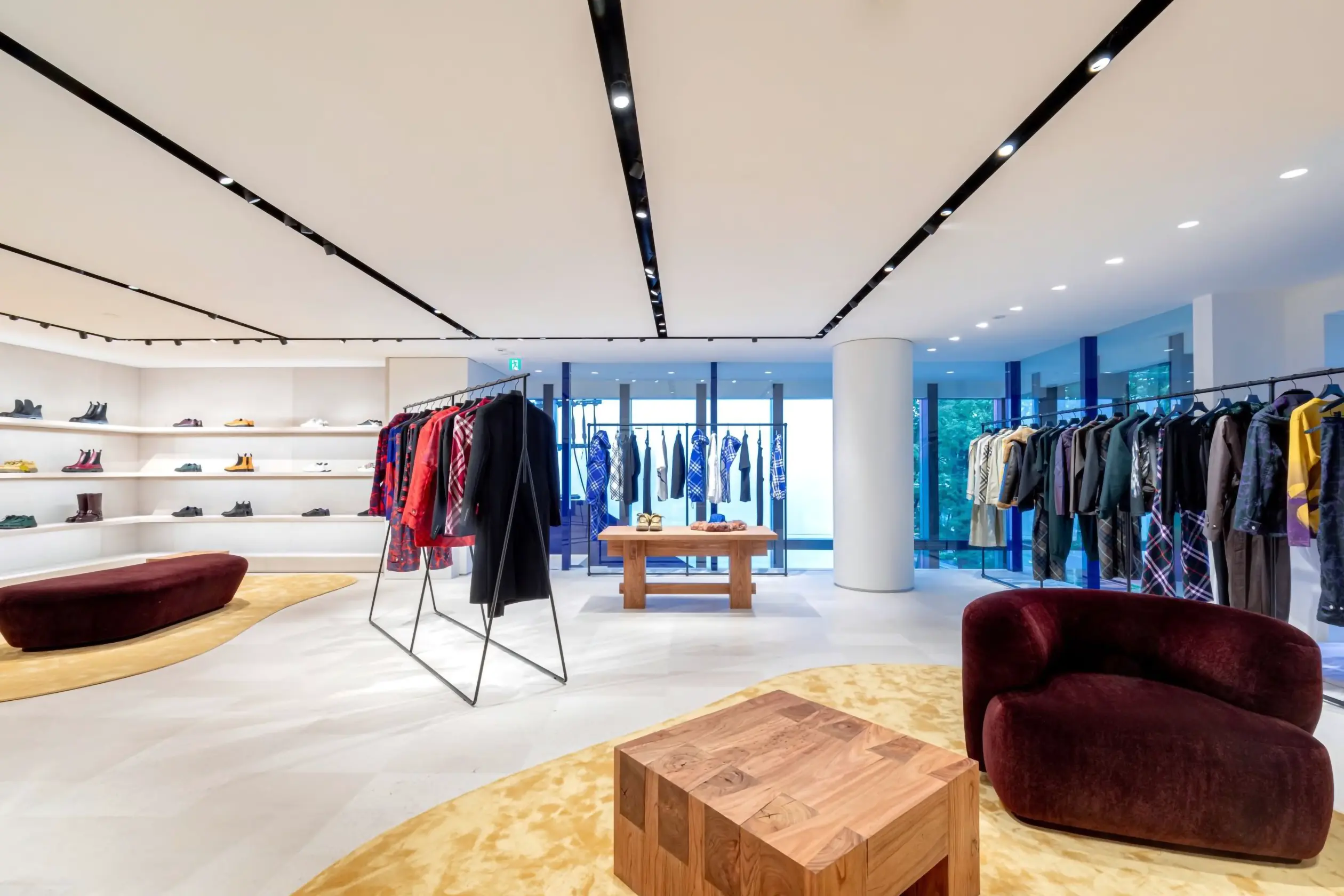 Burberry Omotesando - 3