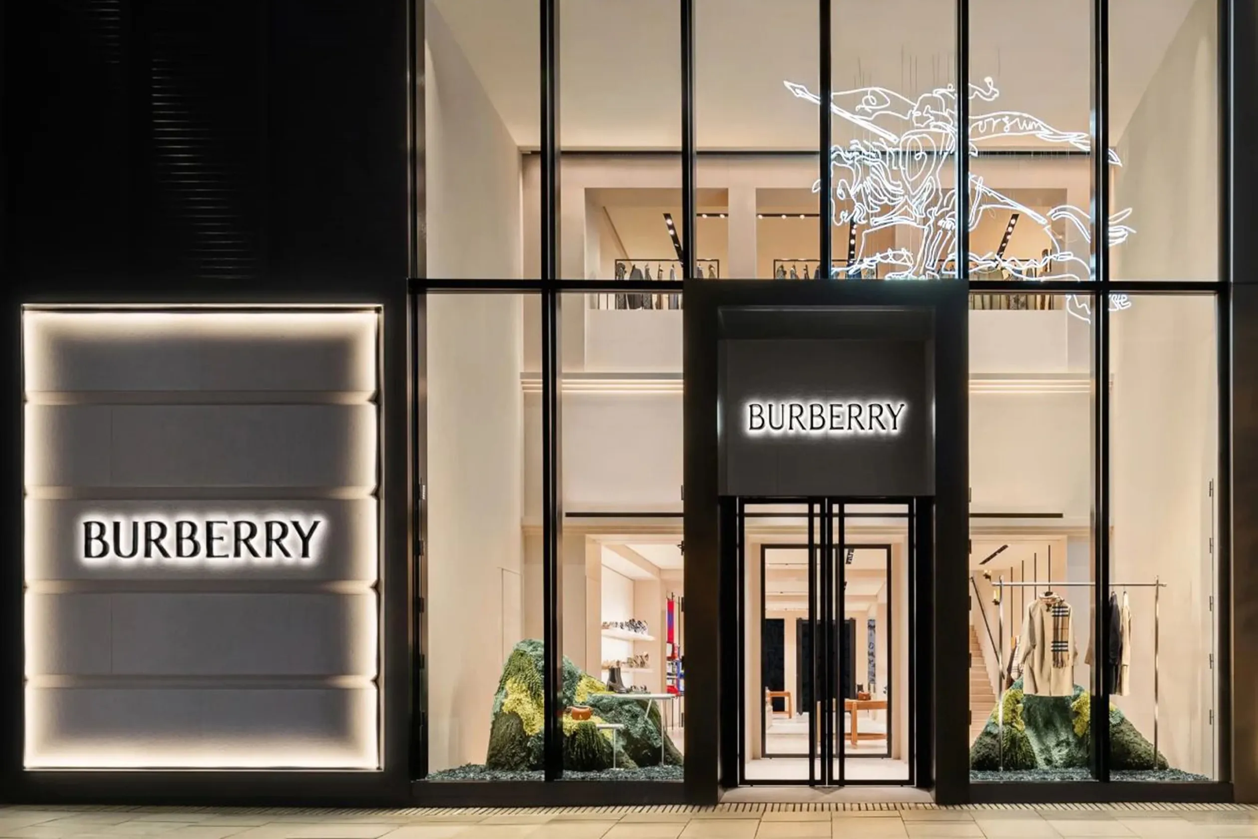 Burberry Sanlitun Facade - 1